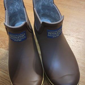 Pendleton women's boots size 6